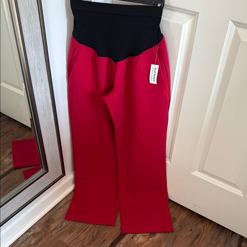 Old Navy maternity Red wide leg crop pants